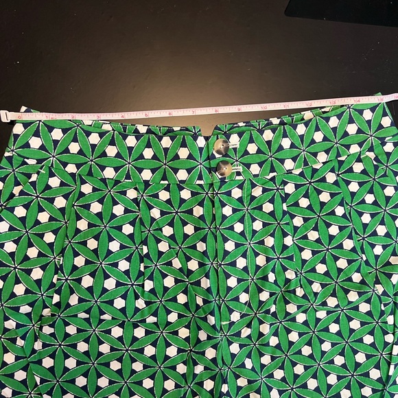 NEW Maeve Sizes 8, 10 Women's Poplin City Shorts - Grey Motif - Picture 7 of 7